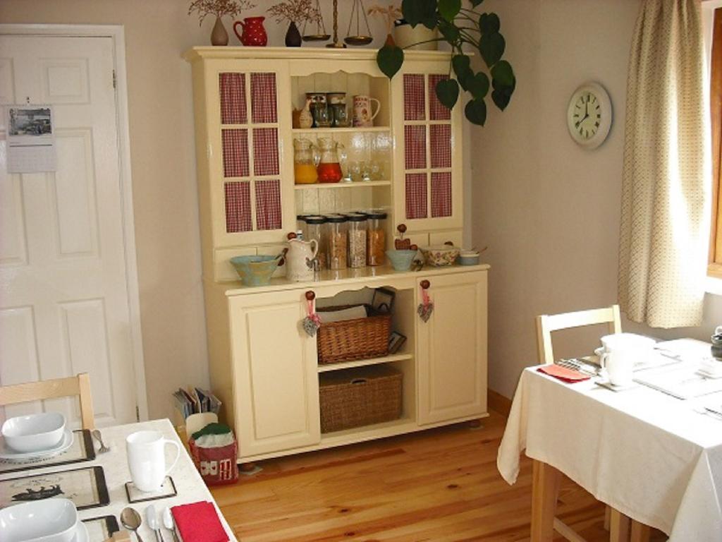 Innisfree Cottage エヤム エクステリア 写真